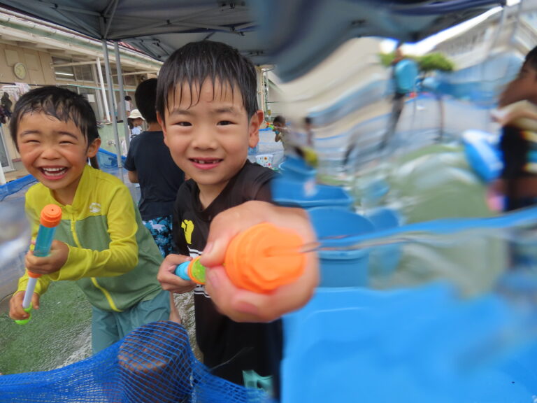 夏だ！プールだ！水鉄砲だ！