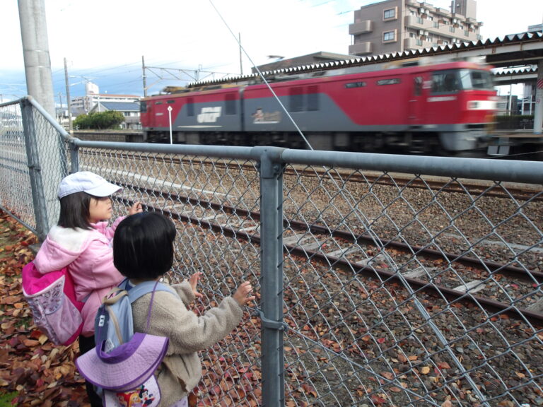 電車にのりたい！